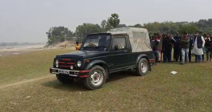 प्रेम के लिए भारत से सीमा पार बांग्लादेश जा रही लड़की को किया गया गिरफ्तार