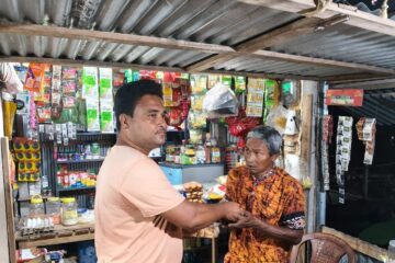 मुख्यमंत्री के आदेशानुसार जलपाईगुड़ी में वितरित किया जा रहा है जगन्नाथ पूजा का प्रसाद